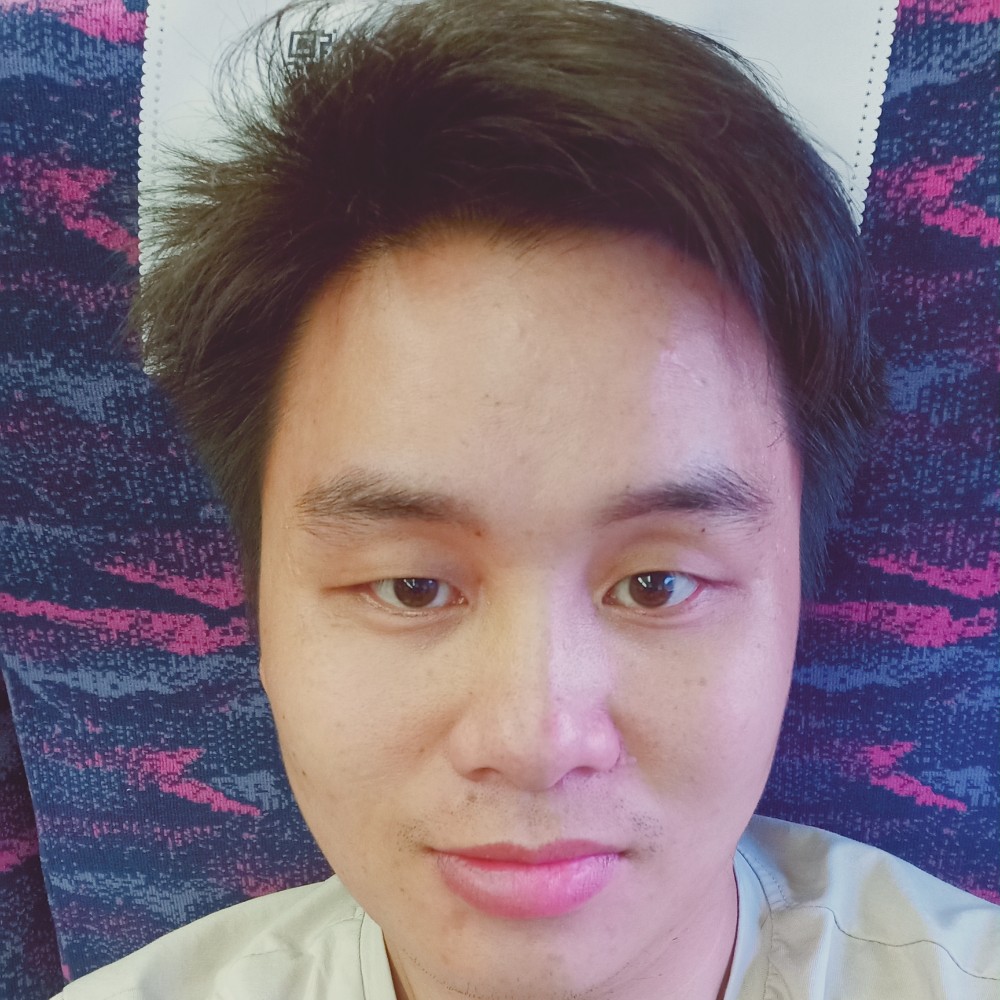 草丛打怕孤独的照片
