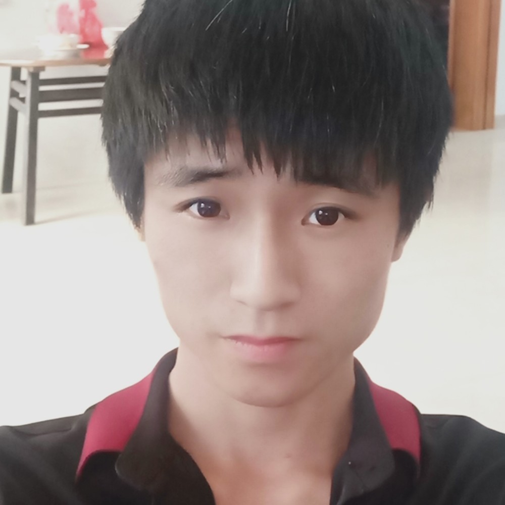 桥桥哥哥的照片