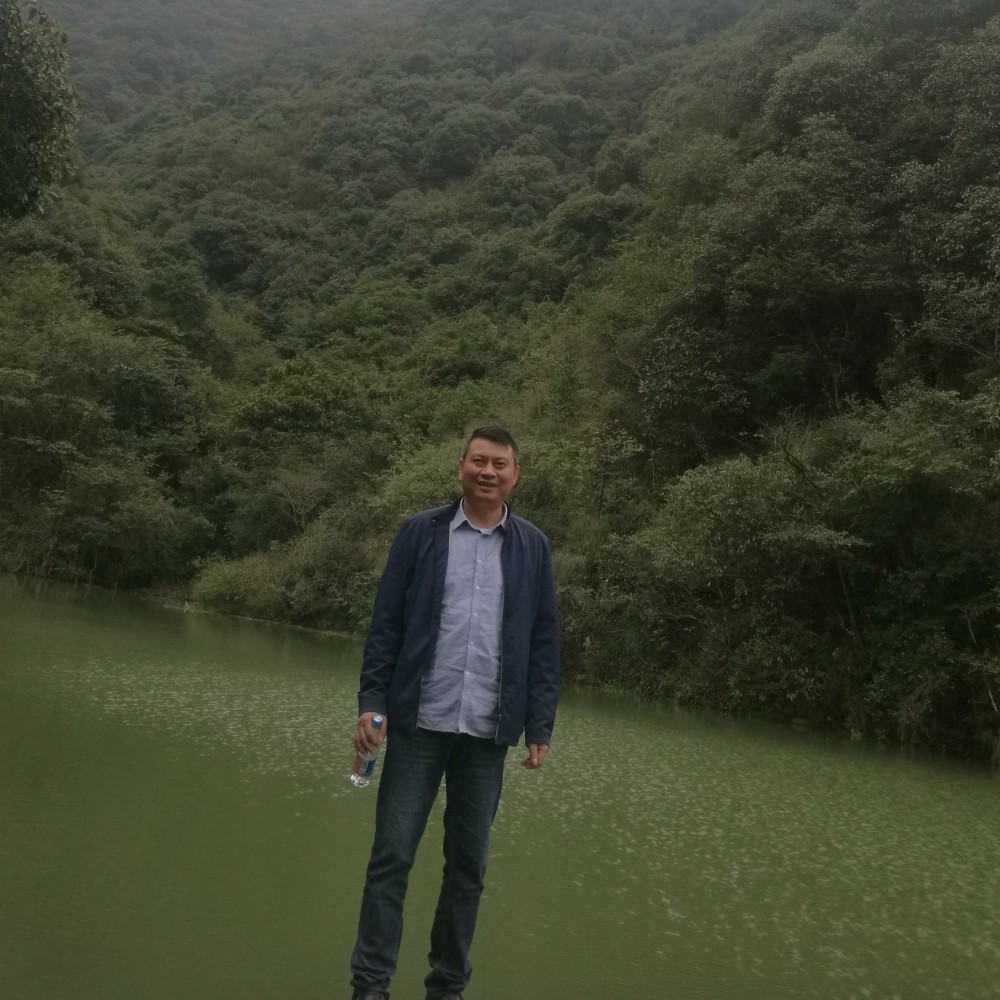 江南老勇的照片