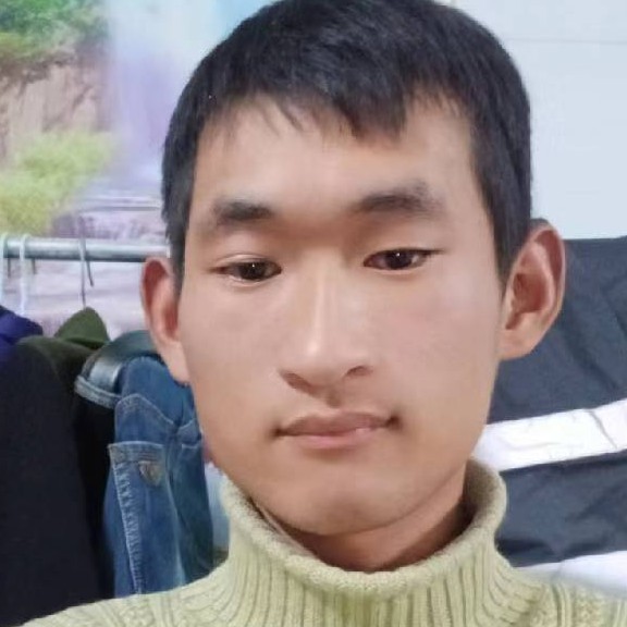 何国成的照片