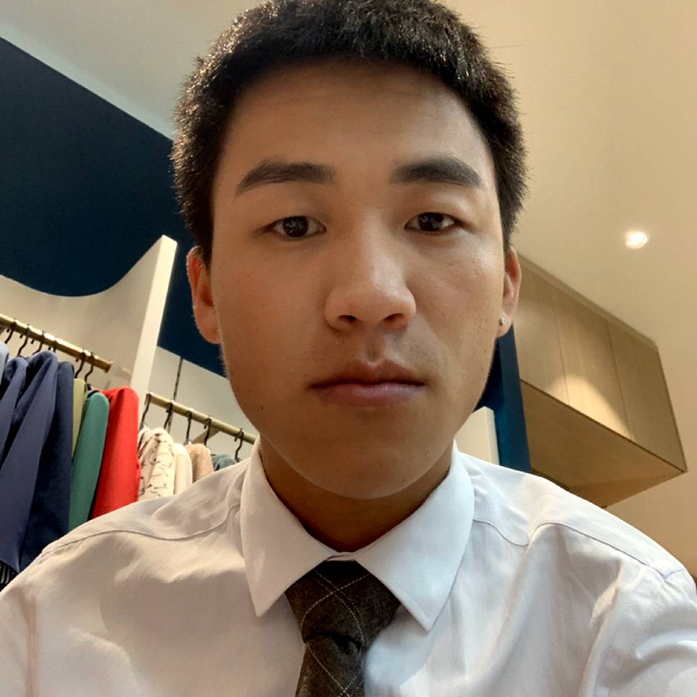 翁志伟的照片