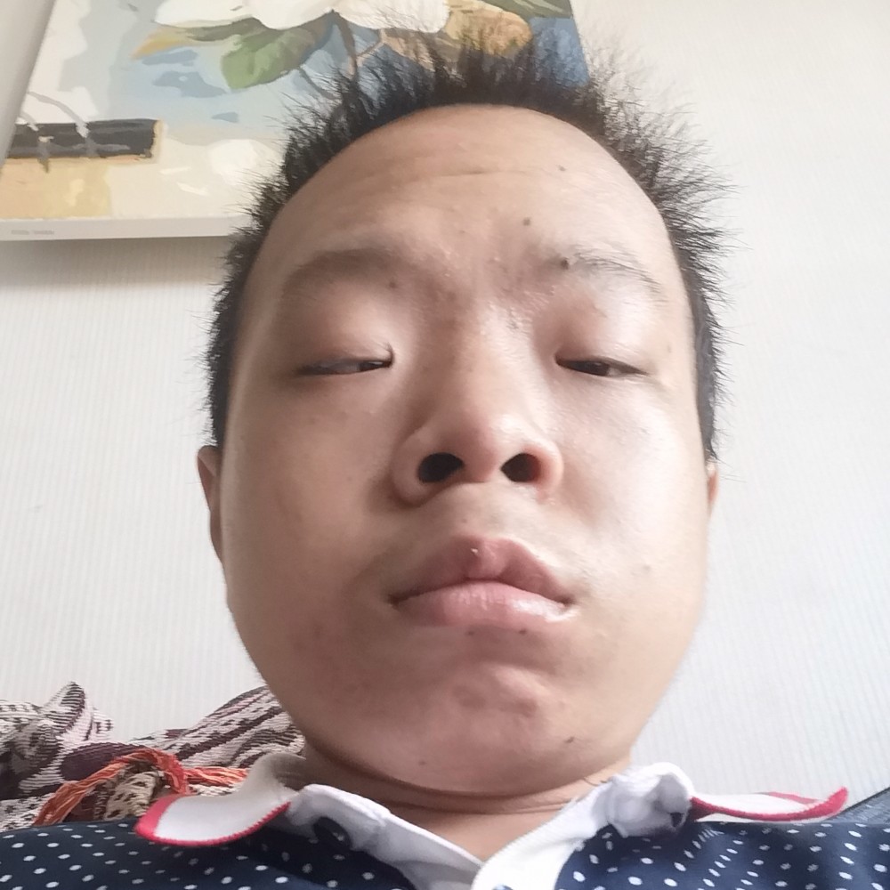 冷月无霜的照片