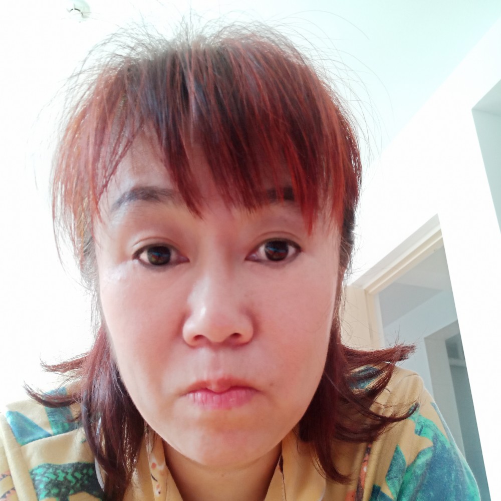 白羊闻笨笨的照片