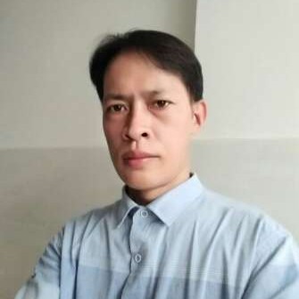 犹豫迎蜜粉的照片
