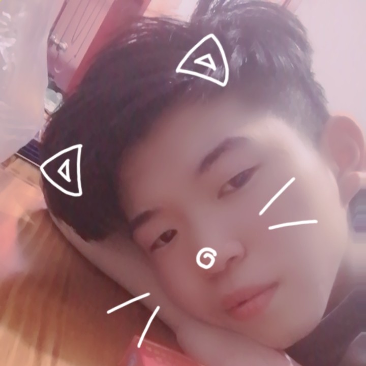 花瓣回眸端庄的照片