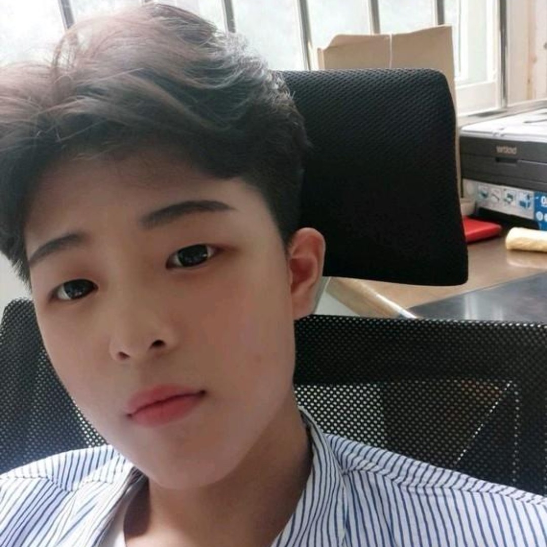 菠萝还唠叨的照片