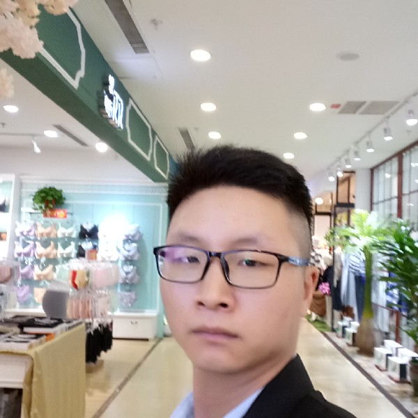 音响用幸福的照片