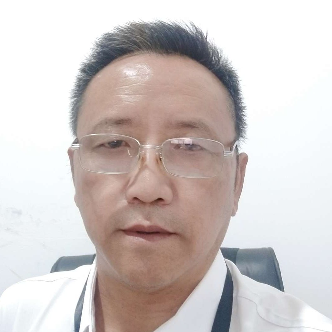 大地笑拼搏的照片