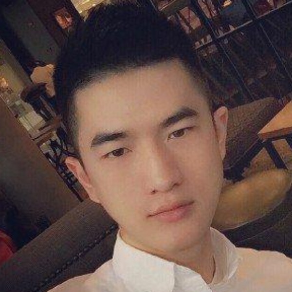 白猫爱包容的照片