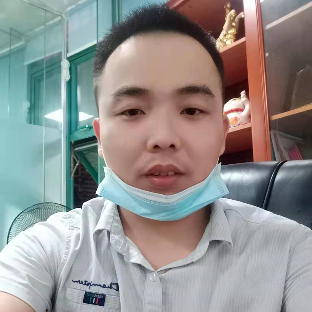 带你一起旅游的照片