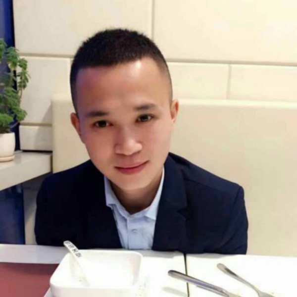 渴望幸福的狼的照片