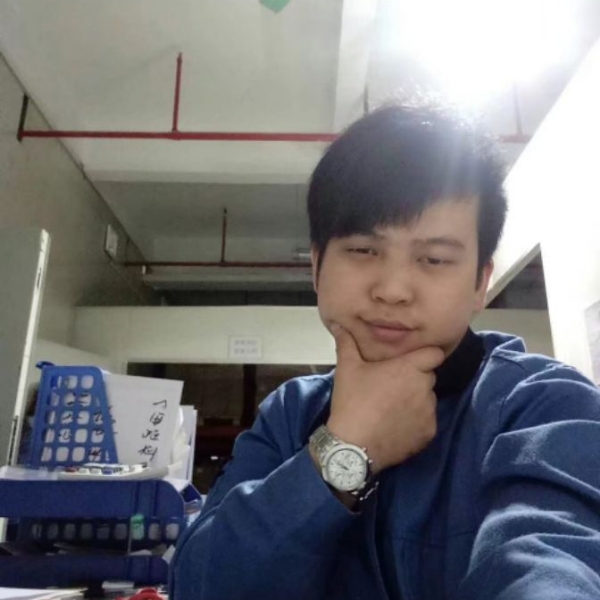 羅晟的照片
