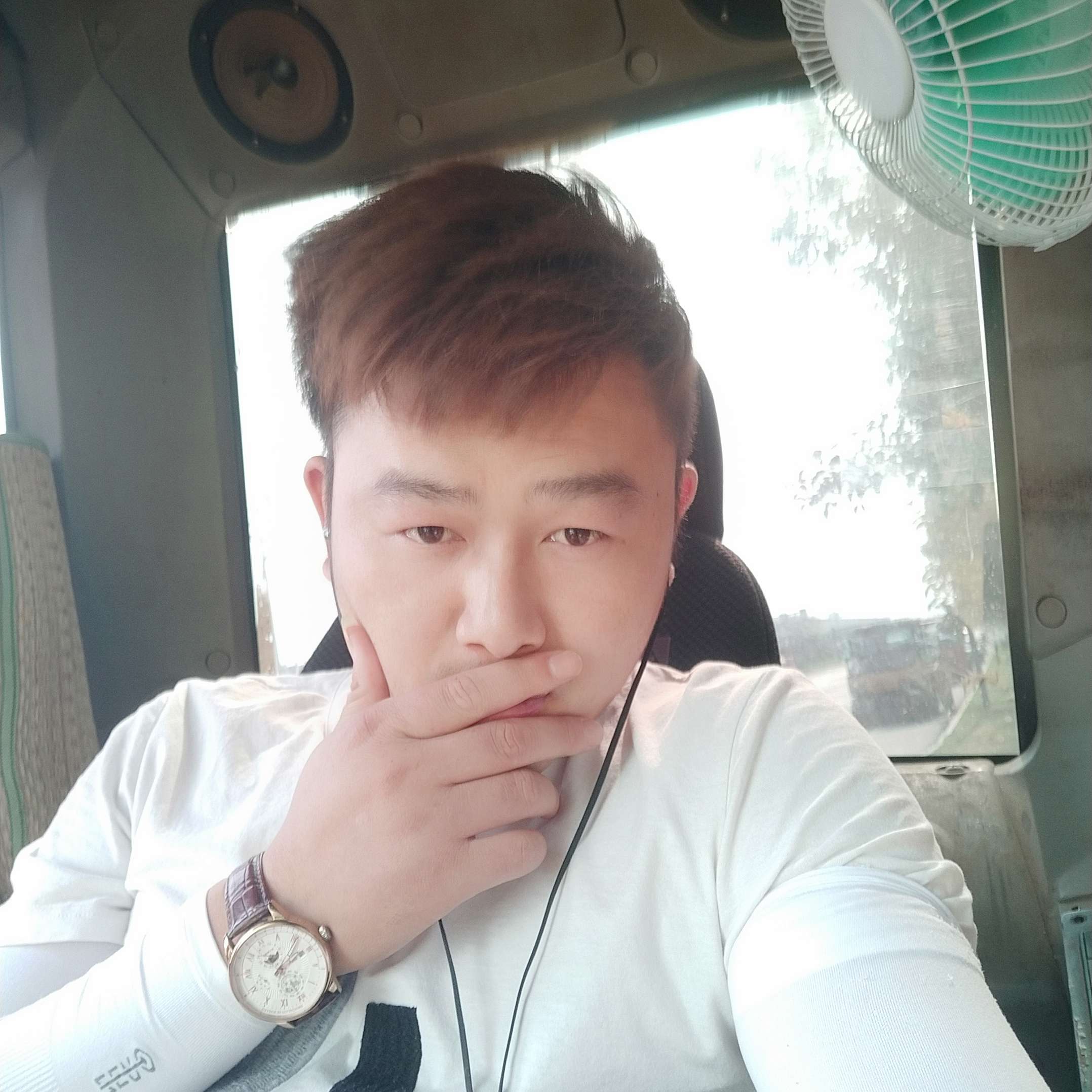 等待苦恋小懒虫的照片