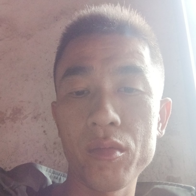 月饼泪了飘逸的照片