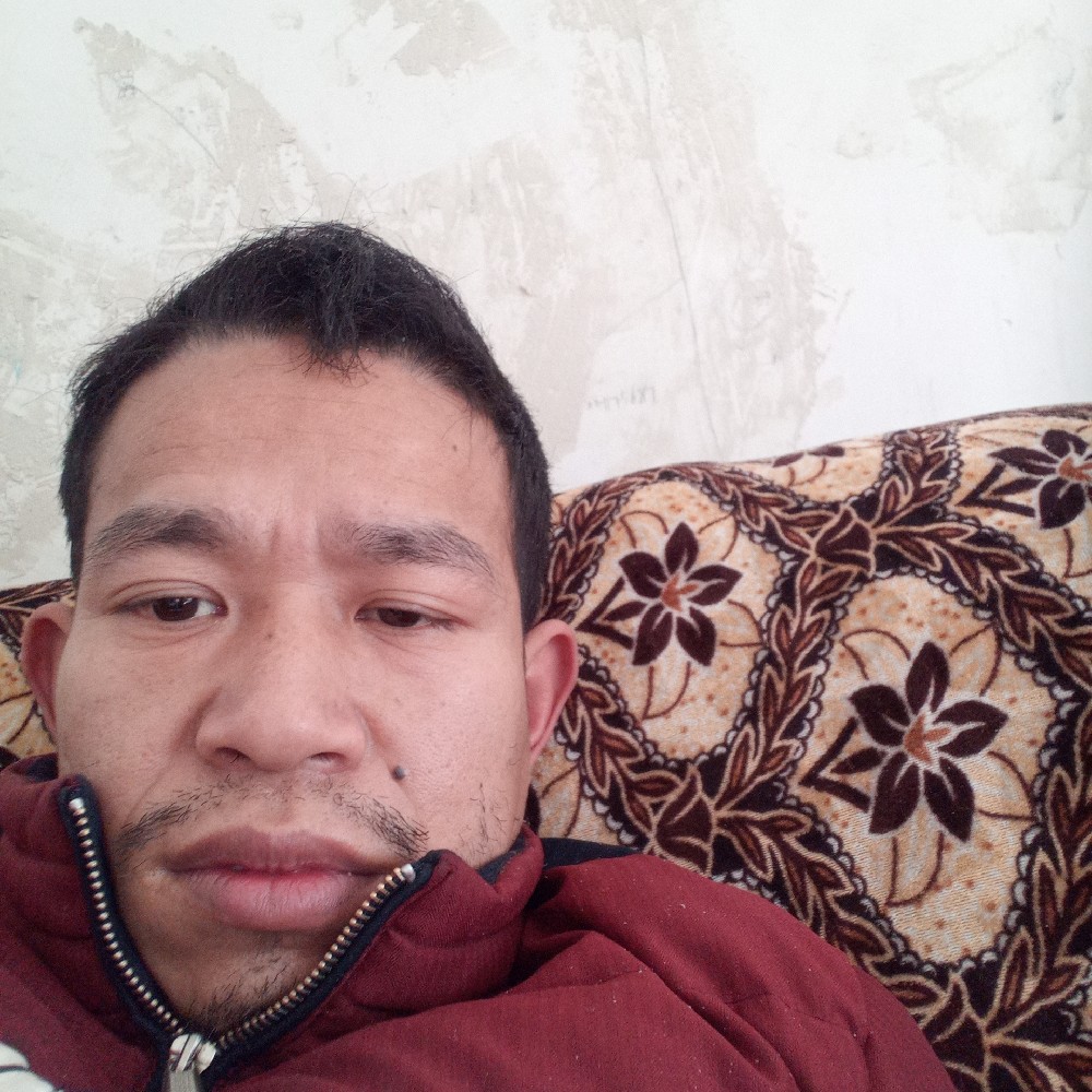爱一个人真的好难的照片