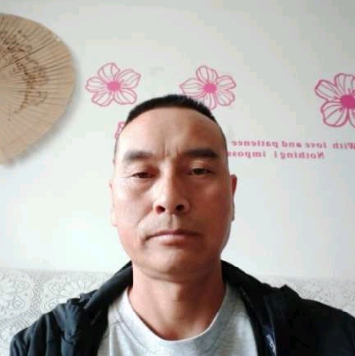 欠你的等待月亮的照片