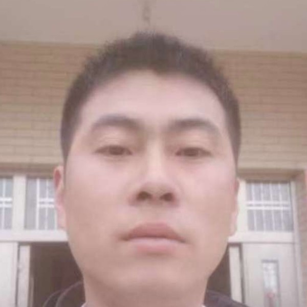花魂蹙眉超帅的照片