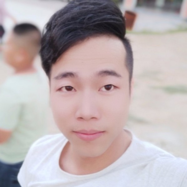 落后红牛的照片