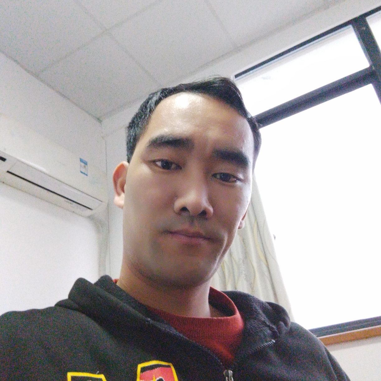 单身弟弟的照片