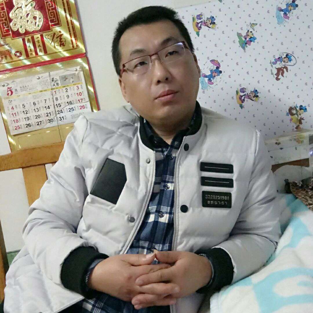 徐国忠的照片