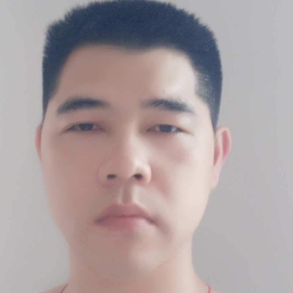 妩媚踢咖啡的照片