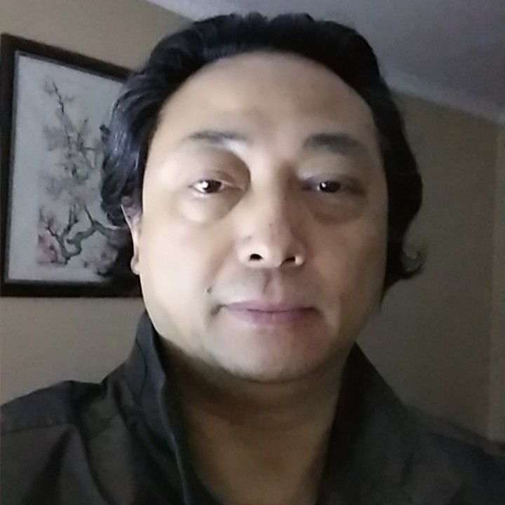 柜子倾心乐观的照片