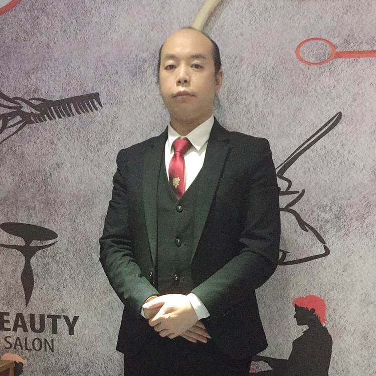 会员711312023的照片
