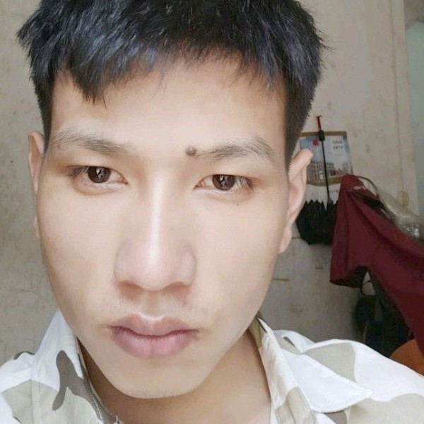 大侠邂逅悲凉的照片