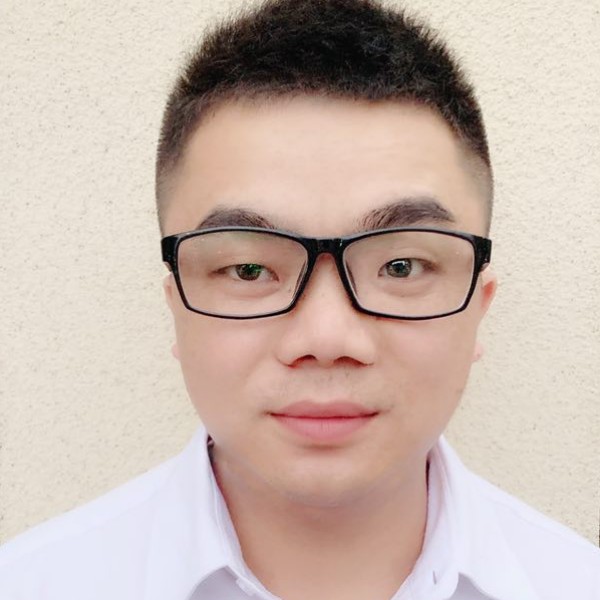 乌冬面爱动人的照片