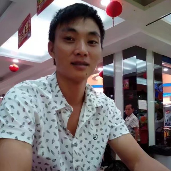 路人愿缠绵的照片