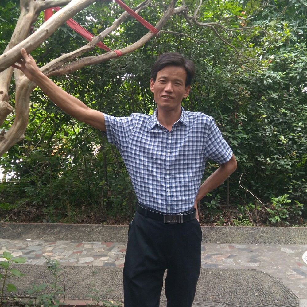 浅陌外向的照片