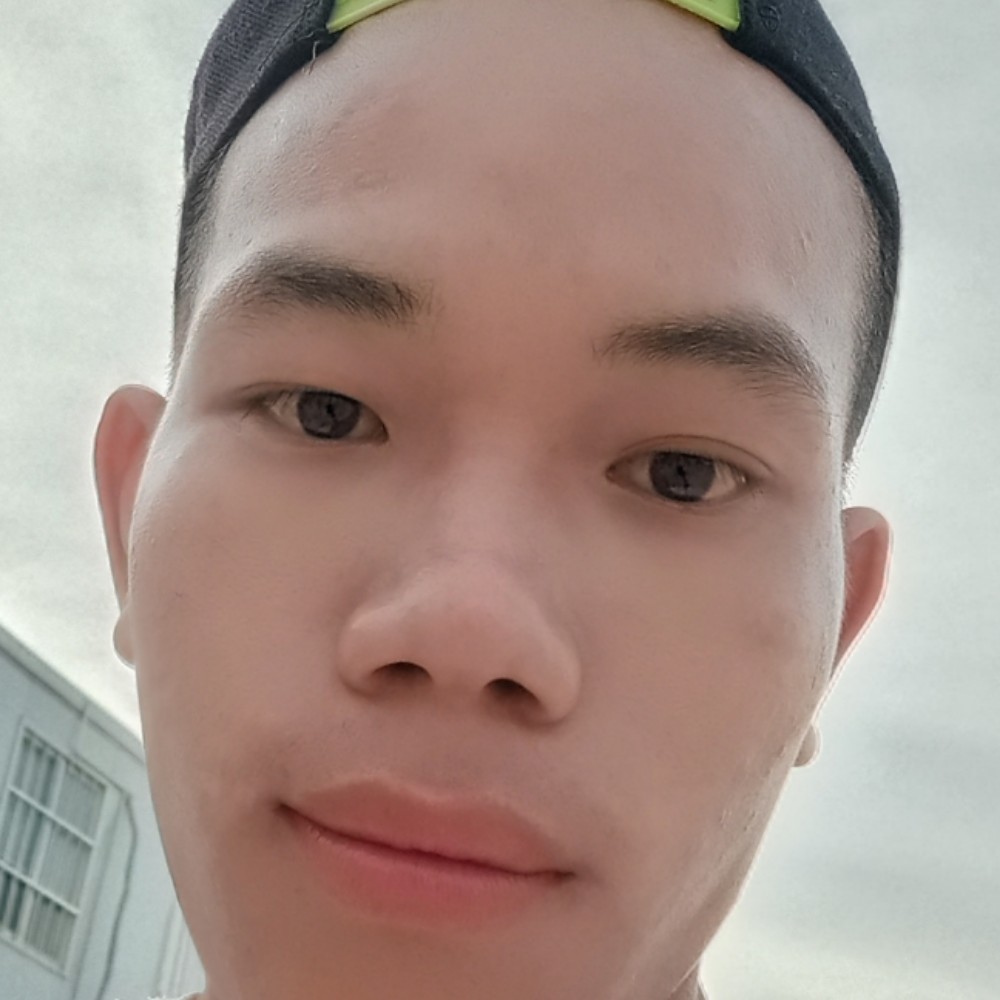 覃柏秀的照片