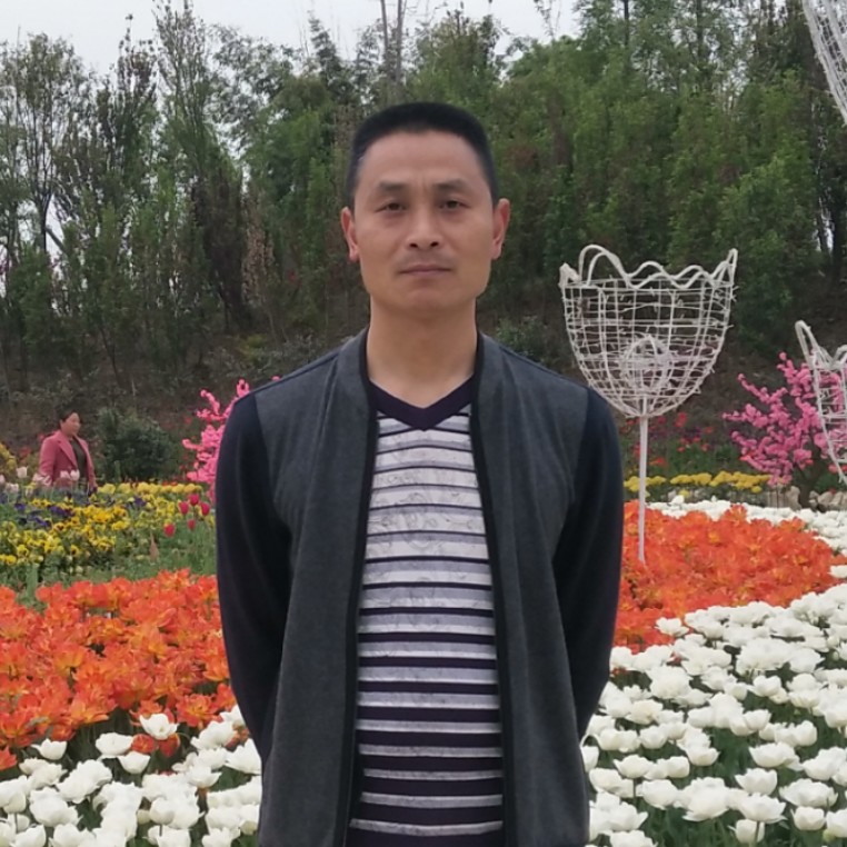 青山黑水的照片