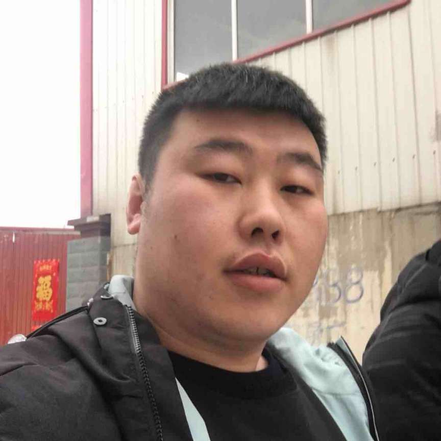 风萧挽手坦率的照片