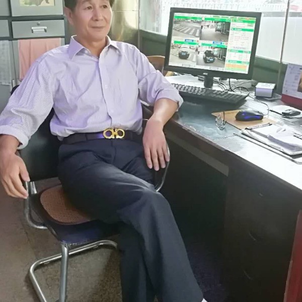 帆布鞋多么斑驳的照片
