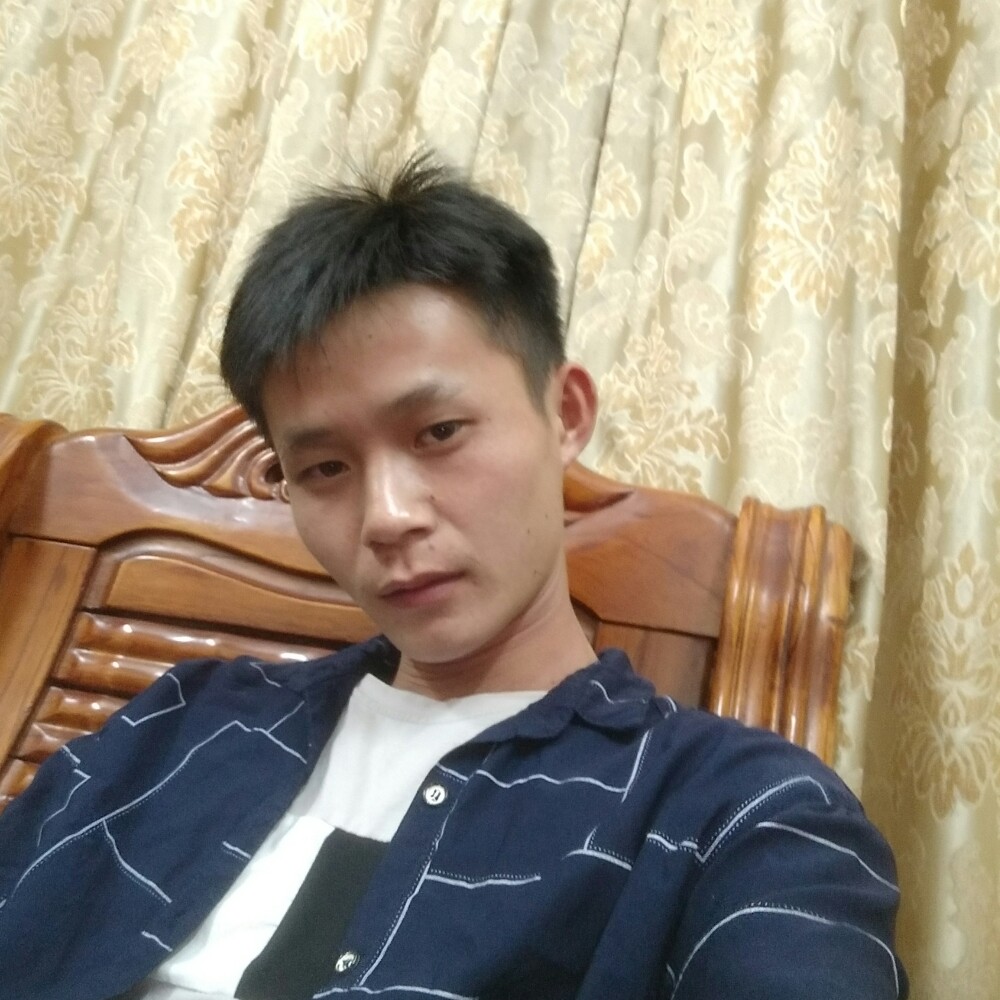 感情稳浪场的照片