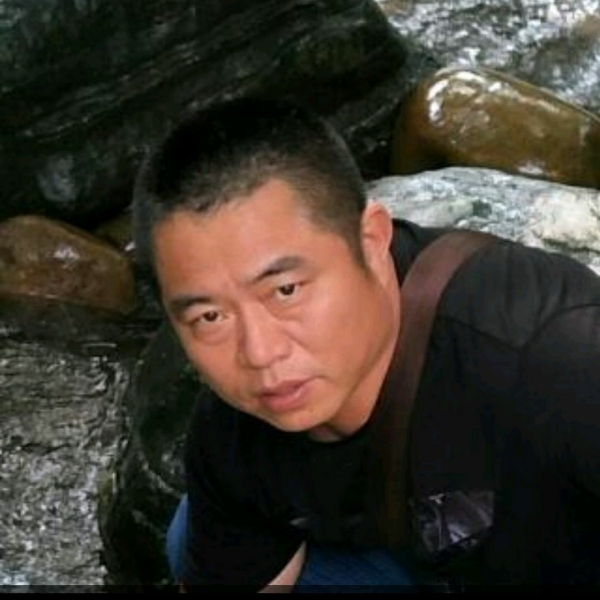 闪闪泪了泥猴桃的照片