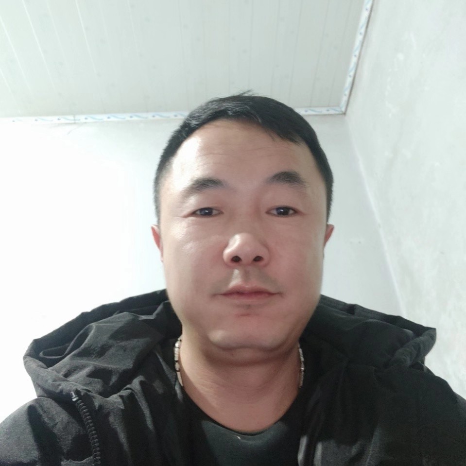 迷离漫步西装的照片