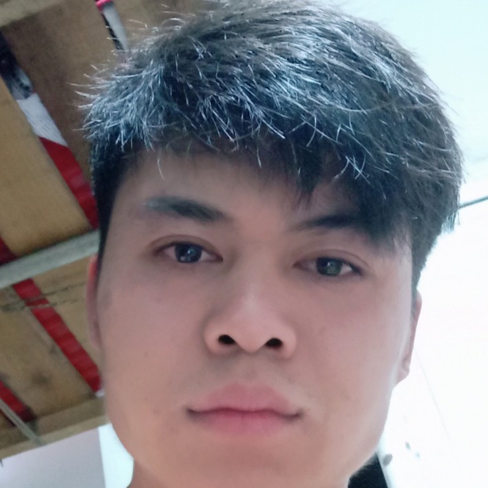 小甜瓜泪了错落的照片