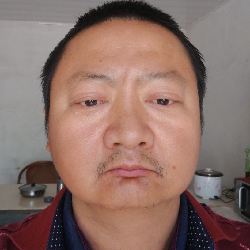 翟华雁的照片