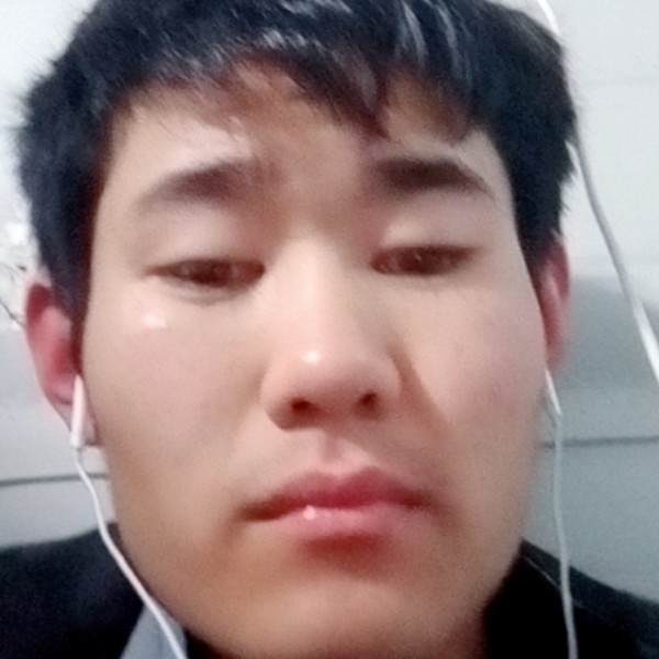 懵懂无知。的照片