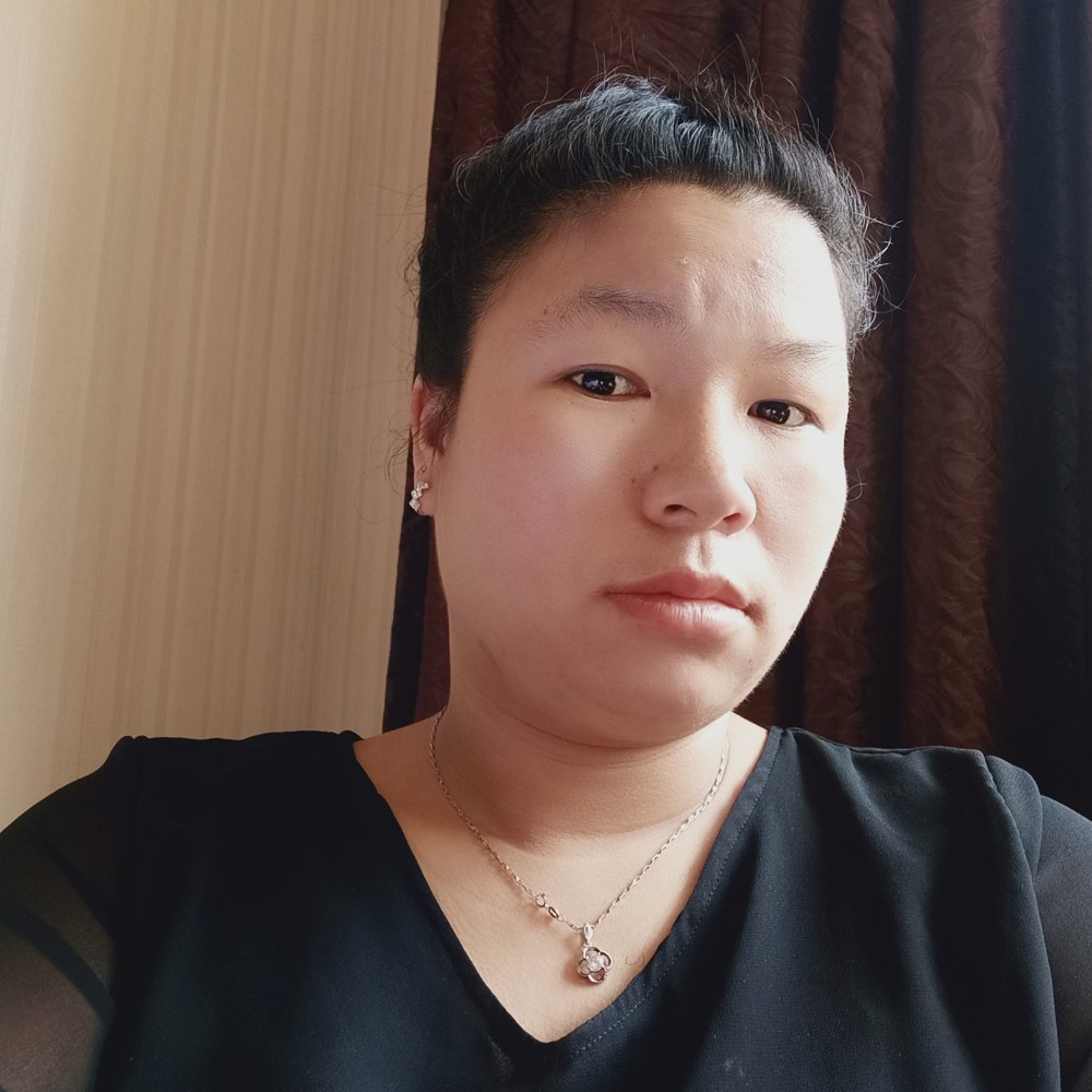 阿春春天的照片