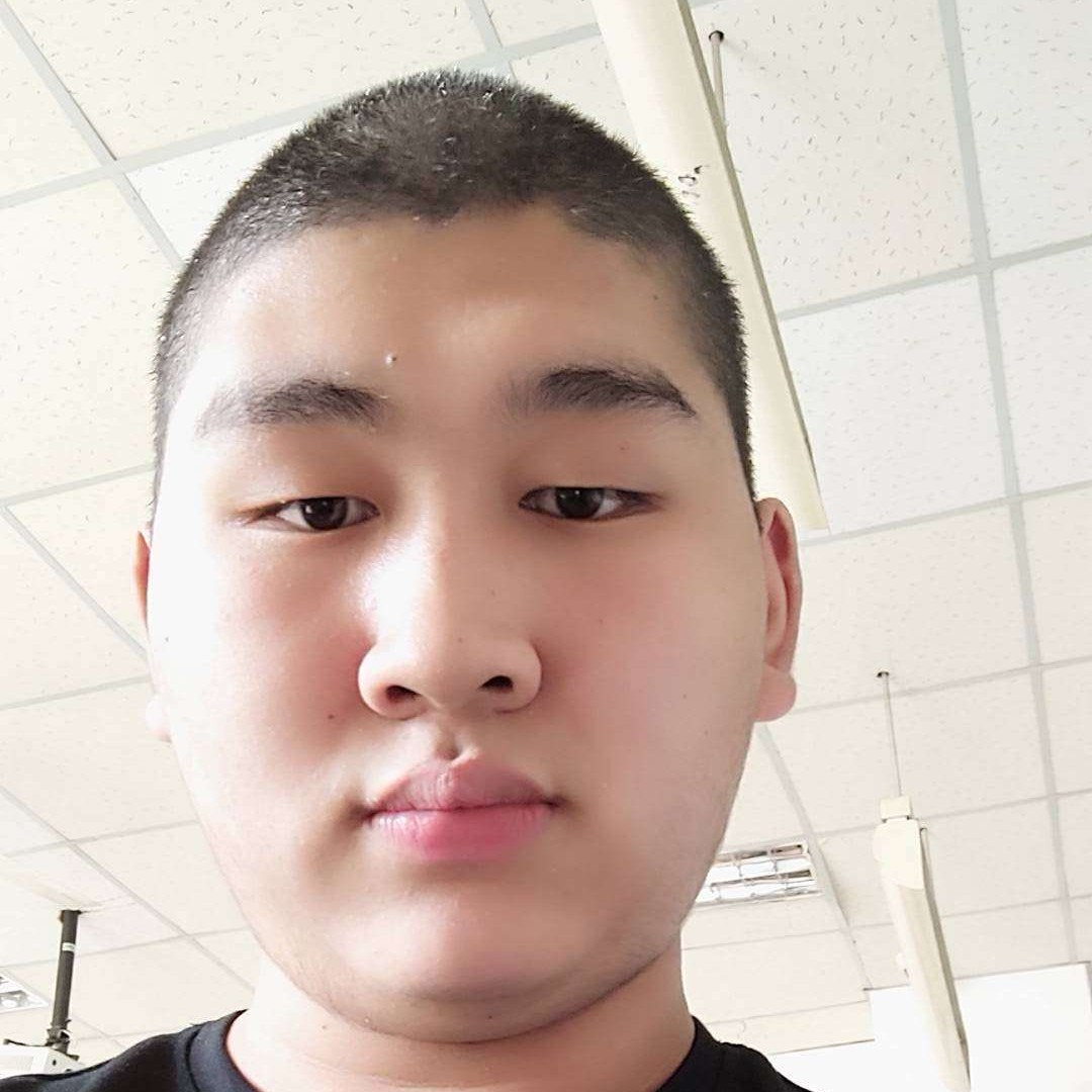 安详挽手咖啡豆的照片