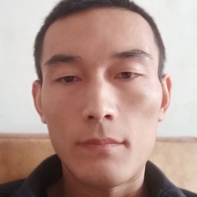 缓慢泪了路人的照片