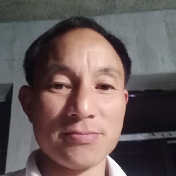 包容挽手落霞的照片
