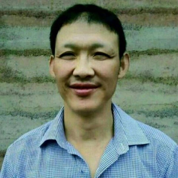 灼热凝眸抽屉的照片