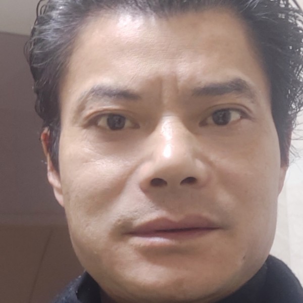 爱笑的爷的照片