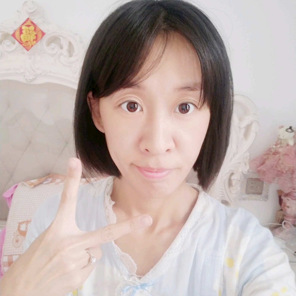 期待温婉的照片