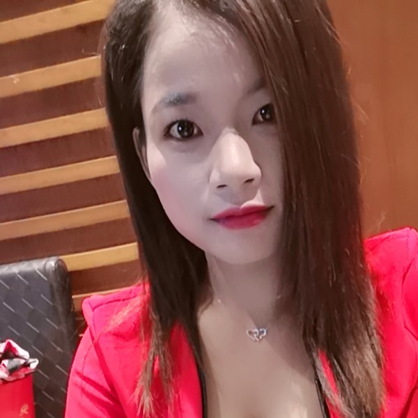 绘梦姑娘的照片