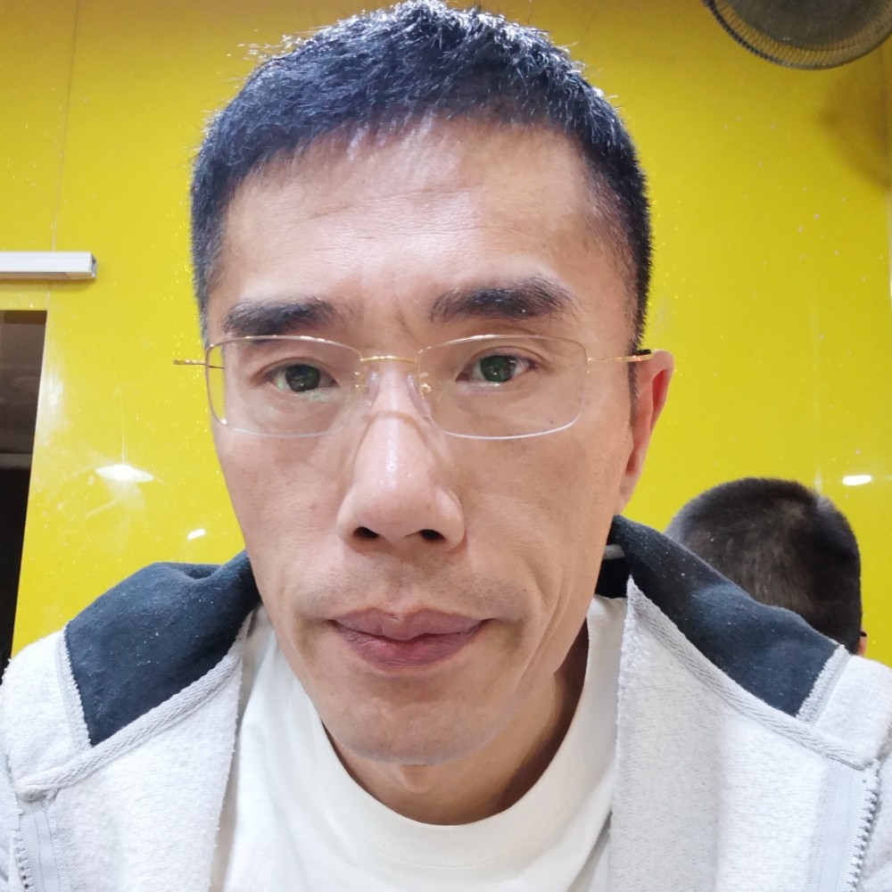 莫言荡的照片